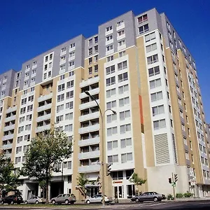 Hotel Faubourg Centre-ville Downtown, Montréal