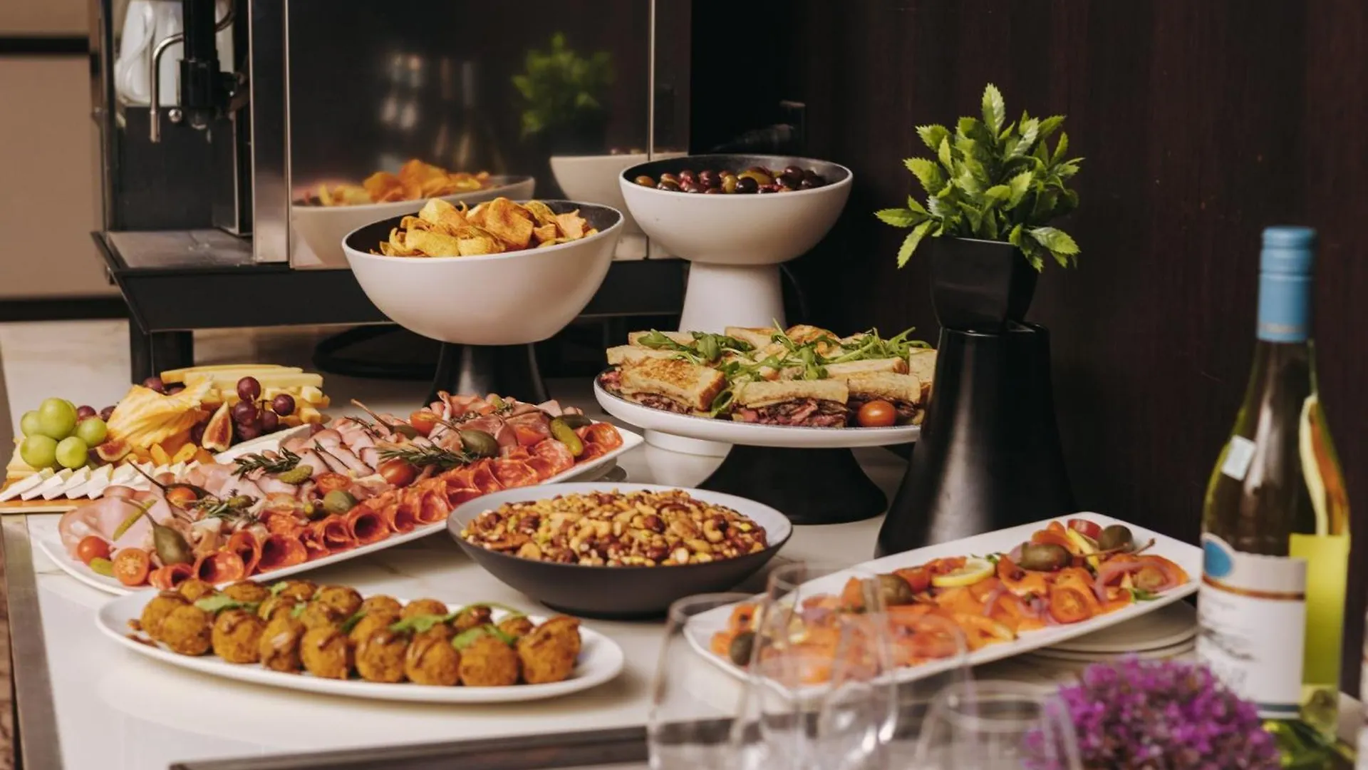Hotel Intercontinental Montreal By Ihg