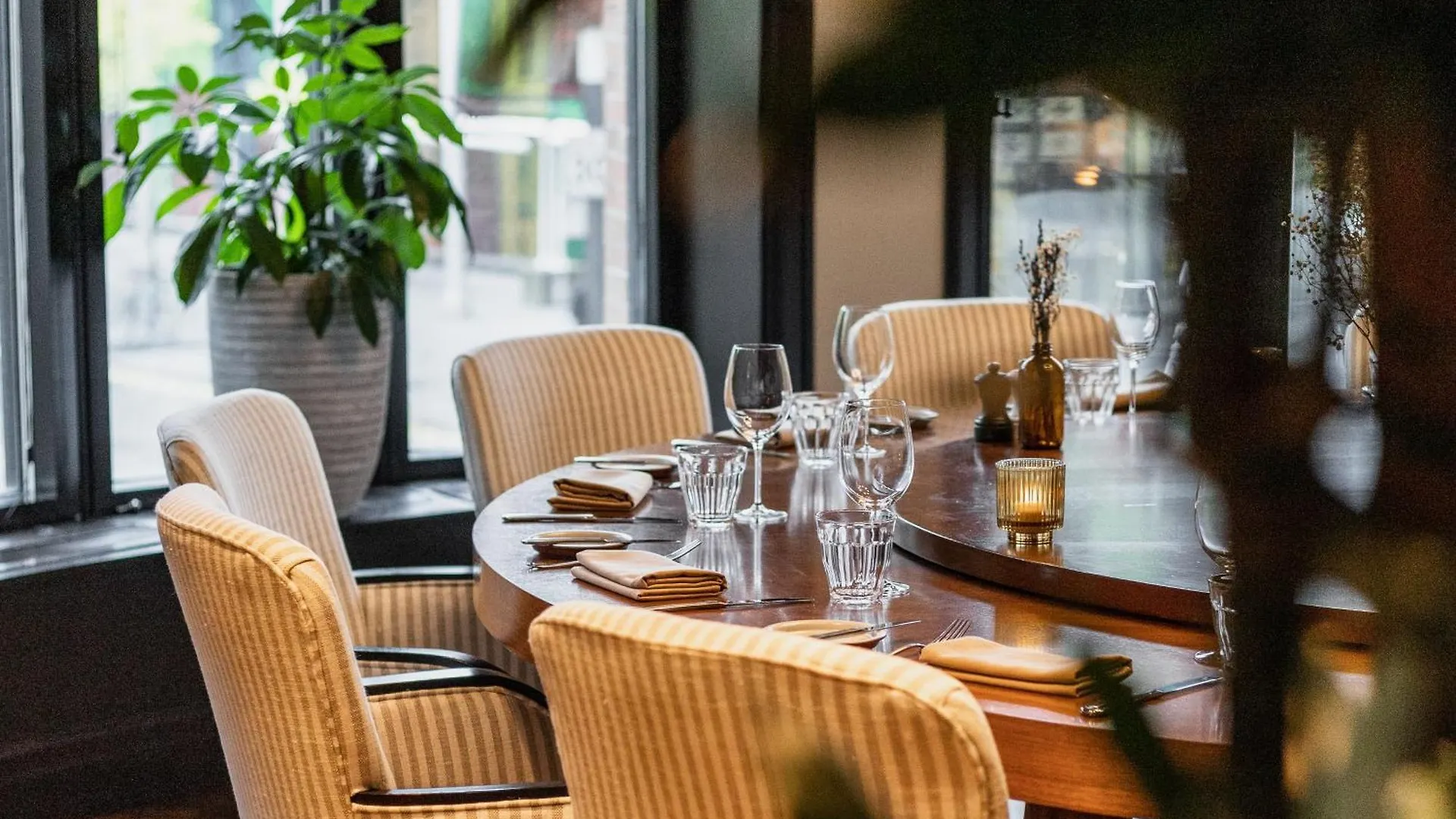 Intercontinental Montreal By Ihg Hotel